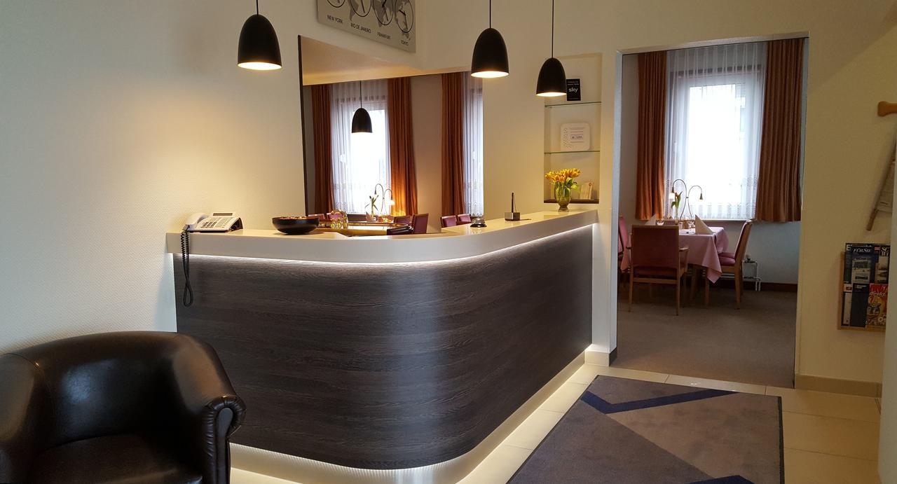 Hotel Hessischer Hof Мельзунген Экстерьер фото